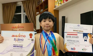 Được bố dạy viết code từ nhỏ, cậu bé 10 tuổi đạt TOEIC 900, được công ty công nghệ mời thực tập