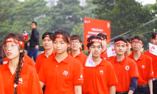 30 năm trên hành trình nhân ái của Hội thanh niên vận động hiến máu Hà Nội 