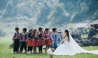 Chàng trung úy trẻ chụp ảnh cưới ý nghĩa bên các em nhỏ vùng cao