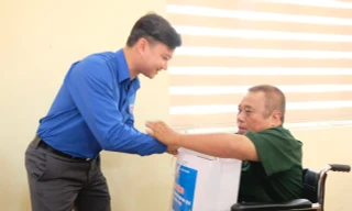 Ban Bí thư T.Ư Đoàn tri ân thương, bệnh binh tại Phú Thọ