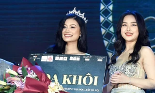 Nữ sinh 2003 đăng quang Hoa khôi trường Đại học Luật Hà Nội