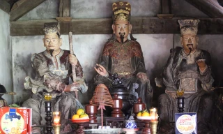 'Kho báu' trong ngôi chùa cổ gần 400 năm tuổi ở Hà Nội