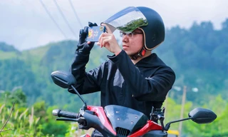 Chuyến xuyên Việt 'tái tạo năng lượng' của chàng trai 22 tuổi