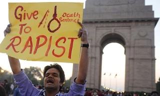 Nạn cưỡng hiếp làm bùng lên các cuộc biểu tình trên khắp Ấn Độ
