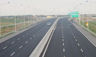 Cao tốc Hà Nội- Hải Phòng chỉ cho xe dán thẻ ETC đi từ 1/6.