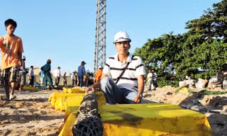 Đóng điện lưới quốc gia cho đảo Lý Sơn