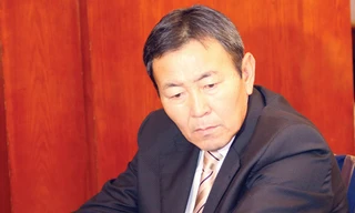 Ông Tanaka Koji 