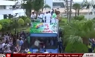 Đội Algeria trở về nhà như những nhà vô địch