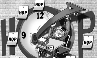 Sao lại “đày ải” tiến sĩ, giáo sư làm... sếp