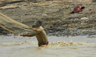 Biển Hồ (Campuchia) cạn kiệt dần do biến đổi khí hậu và khai thác tài nguyên nước quá mức. ảnh: LT