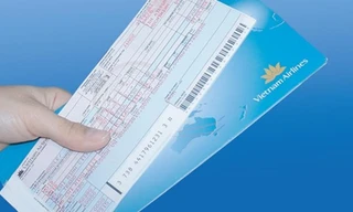 Muốn được Vietnam Airlines chiều như “thượng đế”, khách hàng cần bỏ ra 107,5 triệu đồng để mua thẻ Bạch kim.