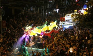 Thành Tuyên bừng sáng trong đêm hội 