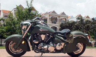 Mẫu cruiser độ hầm hố ấn tượng ở Sài Gòn.