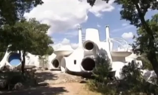 Độc đáo ngôi nhà hình bong bóng