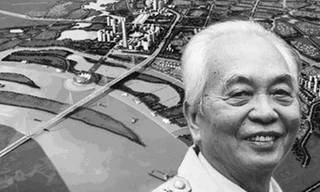 Đường mang tên Đại tướng Võ Nguyên Giáp trên địa bàn hai huyện Đông Anh, Sóc Sơn thuộc đoạn đường từ sân bay Nội Bài đến cầu Nhật Tân, chiều dài 12 km, rộng 70 – 100m.