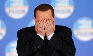 Cựu Thủ tướng Ý được xóa tội sex với trẻ em