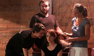 Bốn hoạt kịch ngắn trong ba ngày