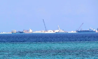 Trung Quốc đang xây dựng ở bãi đá Gạc Ma thuộc quần đảo Trường Sa của Việt Nam