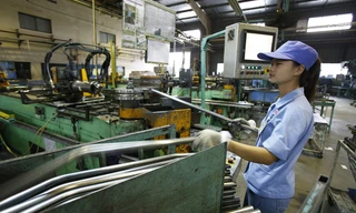 Nợ công hiện chưa tính cả phần nợ của các tập đoàn, tổng công ty. Ảnh: Hồng Vĩnh