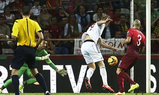 Bàn thắng tuyệt đẹp của Balaj vào lưới Bồ Đào Nha