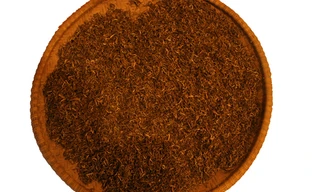 Mẹt trà Bạch Hạc bày tại Thưởng Trà quán. Ảnh: Trần Thanh