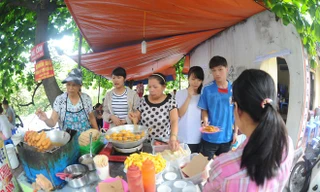 Kiếm hàng chục triệu đồng mỗi ngày từ tào phớ, chè