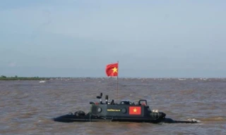 Tàu ngầm Trường Sa thử nghiệm trên biển cuối tháng 5.