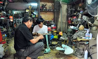 Kho 'đồng nát' giá nghìn đô của ông lão Hà thành