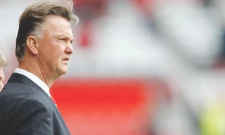 HLV Van Gaal cần một trận thắng khởi đầu tại Premier League. Ảnh: AP