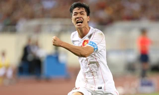 Niềm vui vô bờ bến của Công Phượng khi ghi bàn mang về chiến thắng cho đội nhà. Ảnh: Như Ý.