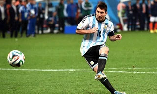 Đừng để Messi bị tra tấn bởi chấm 11m