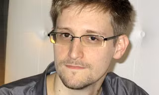 Cựu nhân viên CIA Edward Snowden