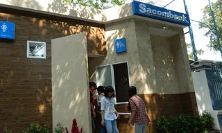 Nhà vệ sinh công cộng 5 sao. Sau hơn nửa năm đi vào khai thác đã bộc lộ nhiều bất cập 