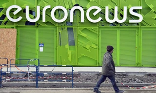 Nga điều tra video lính Ukraine 'dùng hình Putin làm bia tập bắn'