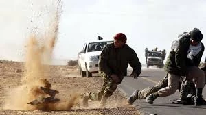 Nhiều nước giục công dân rời Libya