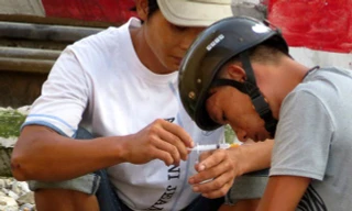 Chích ma túy, sống bầy đàn dưới gầm cầu Hải Phòng