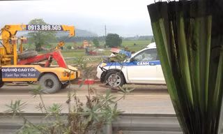 Chiếc xe CSGT gặp nạn 