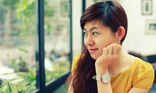 Cô bộ đội xinh đẹp và tình yêu với nước Nga