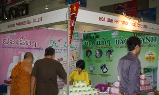 Thuốc ho Bảo Thanh tham gia hội chợ tại Lào