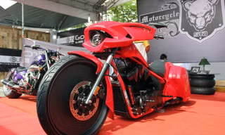 Honda Fury độ trống đồng Đông Sơn của thợ Việt