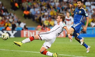 Goetze thành người hùng