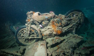 Phát hiện kho xe cổ trong khoang tàu đắm ở Biển Đỏ 