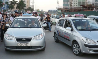 Mật độ taxi tại Hà Nội đang cao gấp nhiều lần các TP lớn trong khu vực. Ảnh: T.Đảng