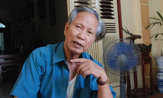 Người rước tượng Đại tướng vào từ đường