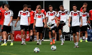 Đừng lóa mắt với Mannschaft!