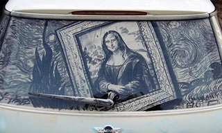 Ôtô phủ bụi thành tác phẩm nghệ thuật