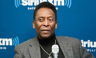 Pele khen Messi là có ý gì đây, ngoài mục đích tự khen mình? 