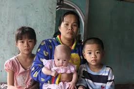 Ngóng người thân ở Hoàng Sa. Ảnh: Danviet