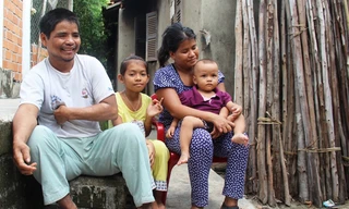  Hạnh phúc bên vợ và các con. Ảnh: H.Văn