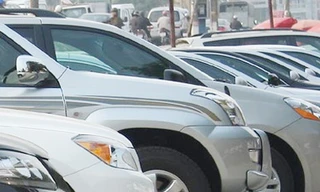 Đề nghị giảm phí trước bạ ôtô xuống 10%